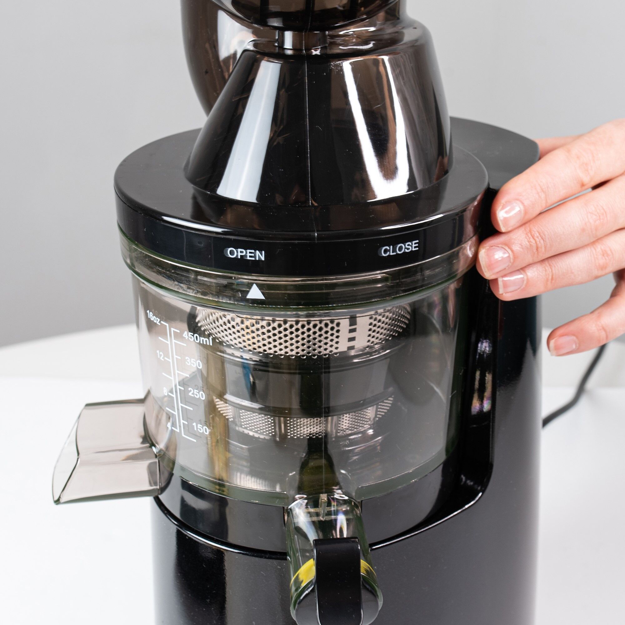 Nebula Grande Slow Juicer Nebula Grande Slow Juicer